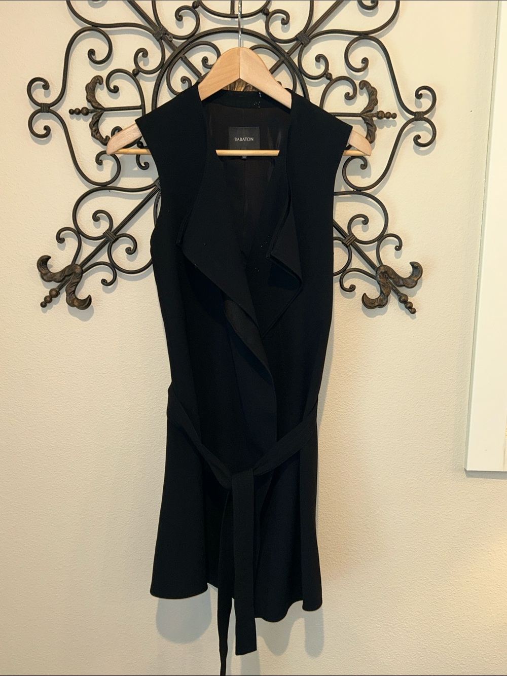 BABATON BY ARITZIA LONG VEST TIE WAIST SIZE XXS BLACK